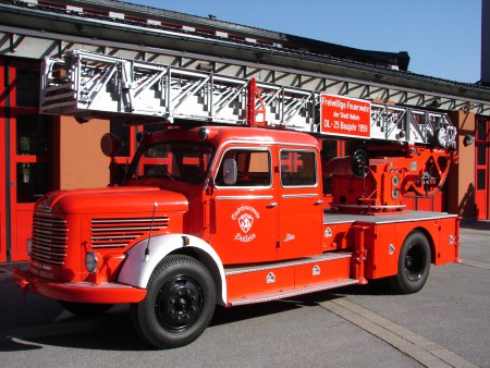FF Hallein Steyr  DL 25